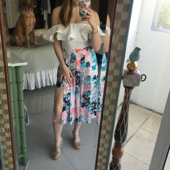 NWOT Lovers + Friends Tropical Two Piece Set - Picture 6 of 8